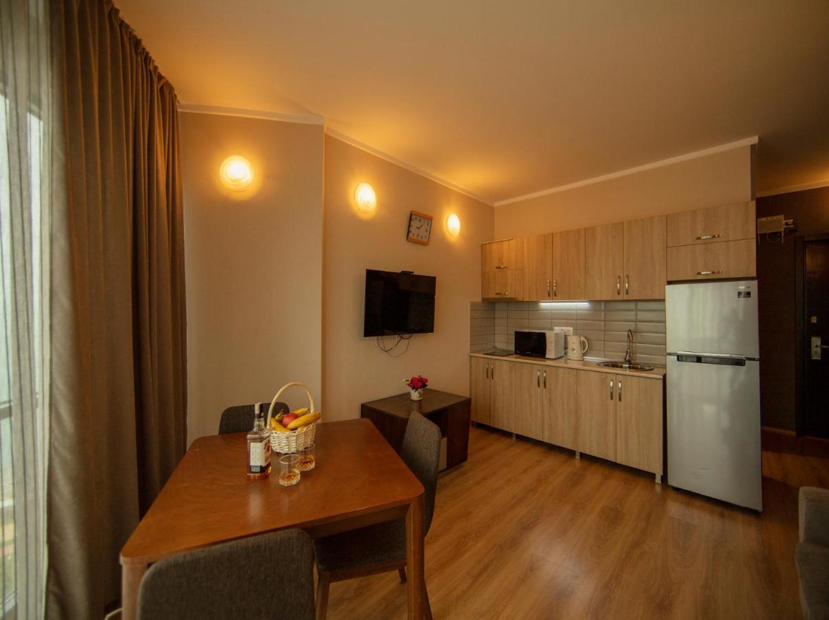 Tower Apartments Batumi Ngoại thất bức ảnh