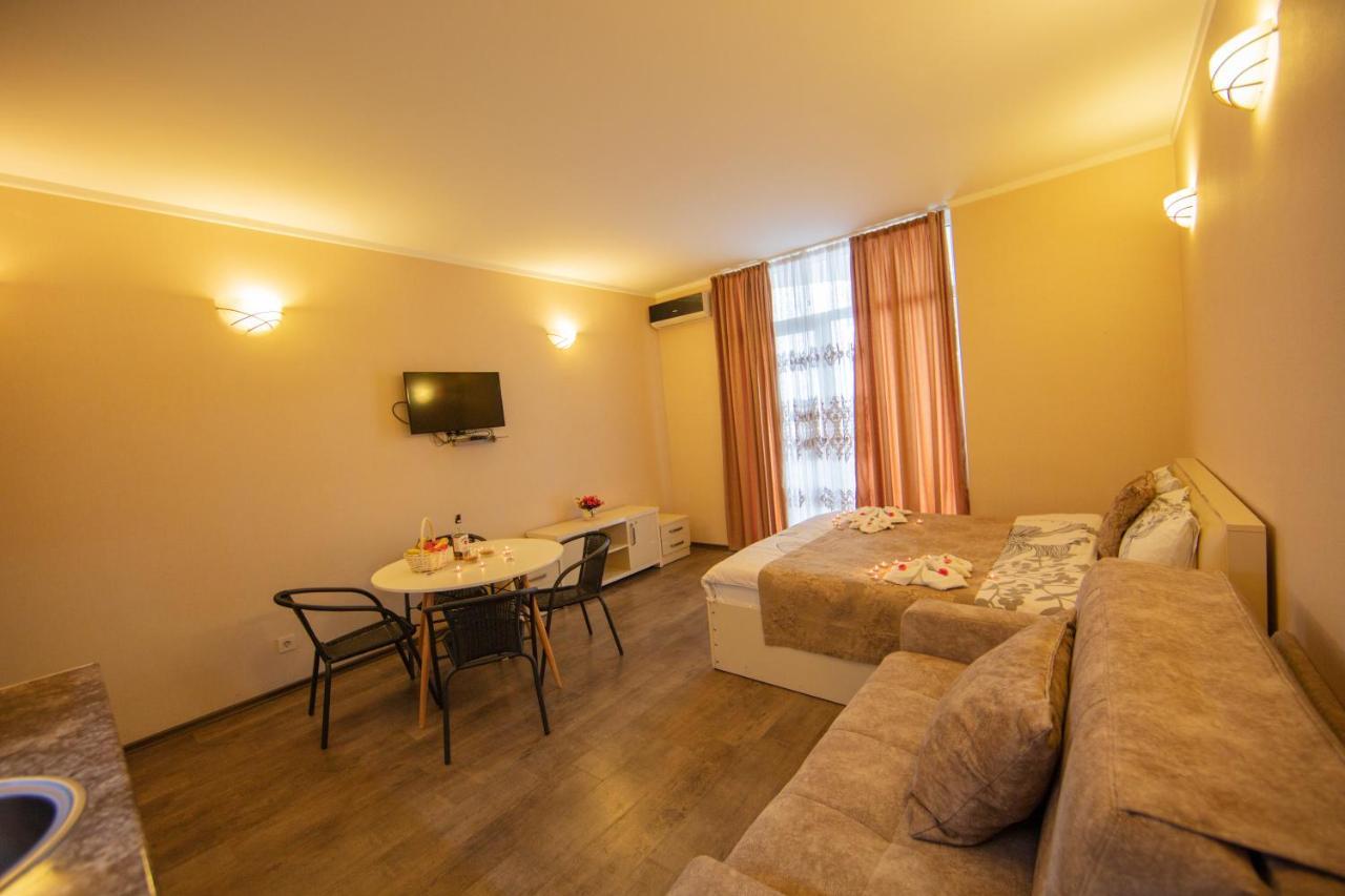 Tower Apartments Batumi Ngoại thất bức ảnh