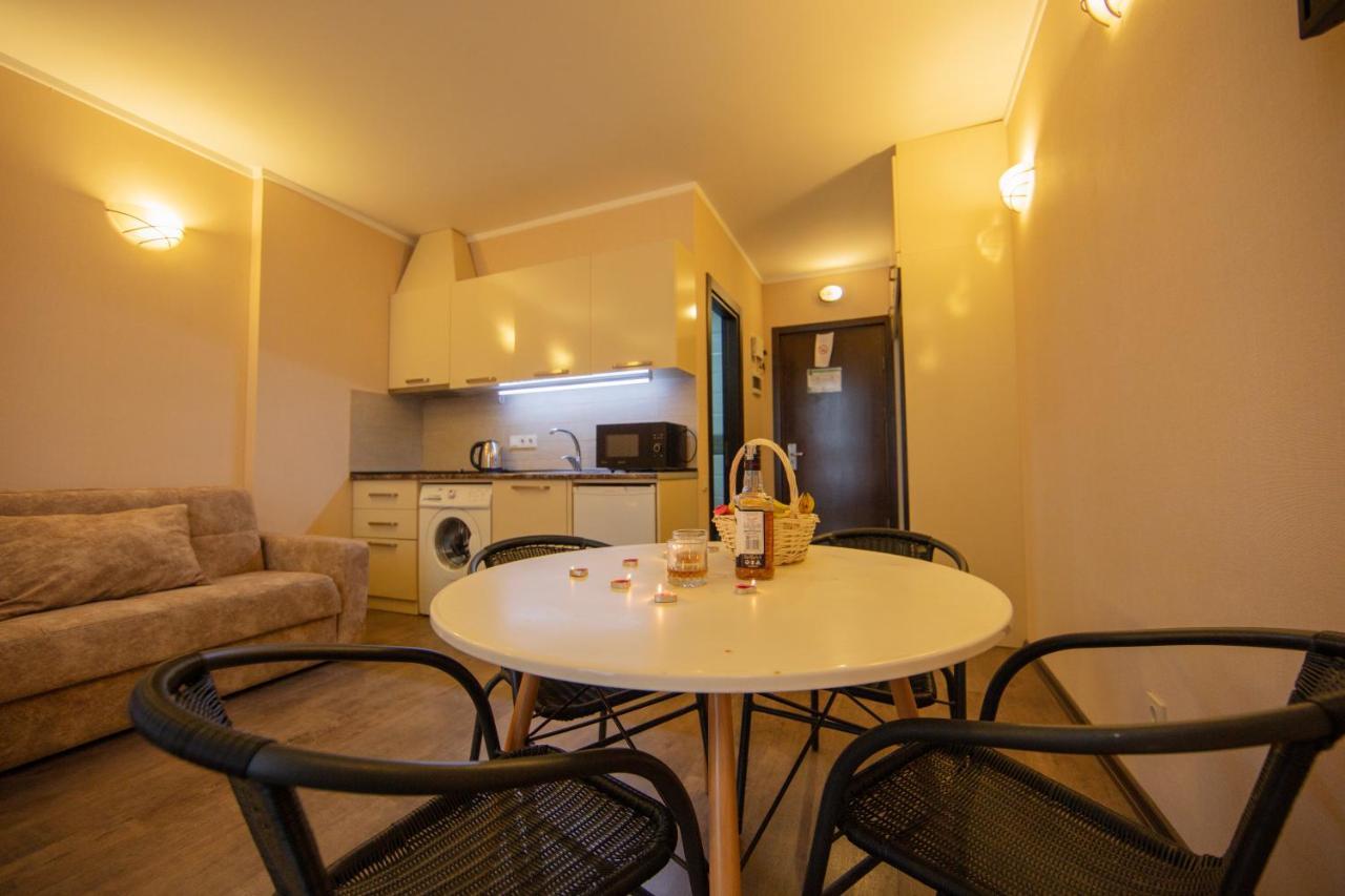 Tower Apartments Batumi Ngoại thất bức ảnh