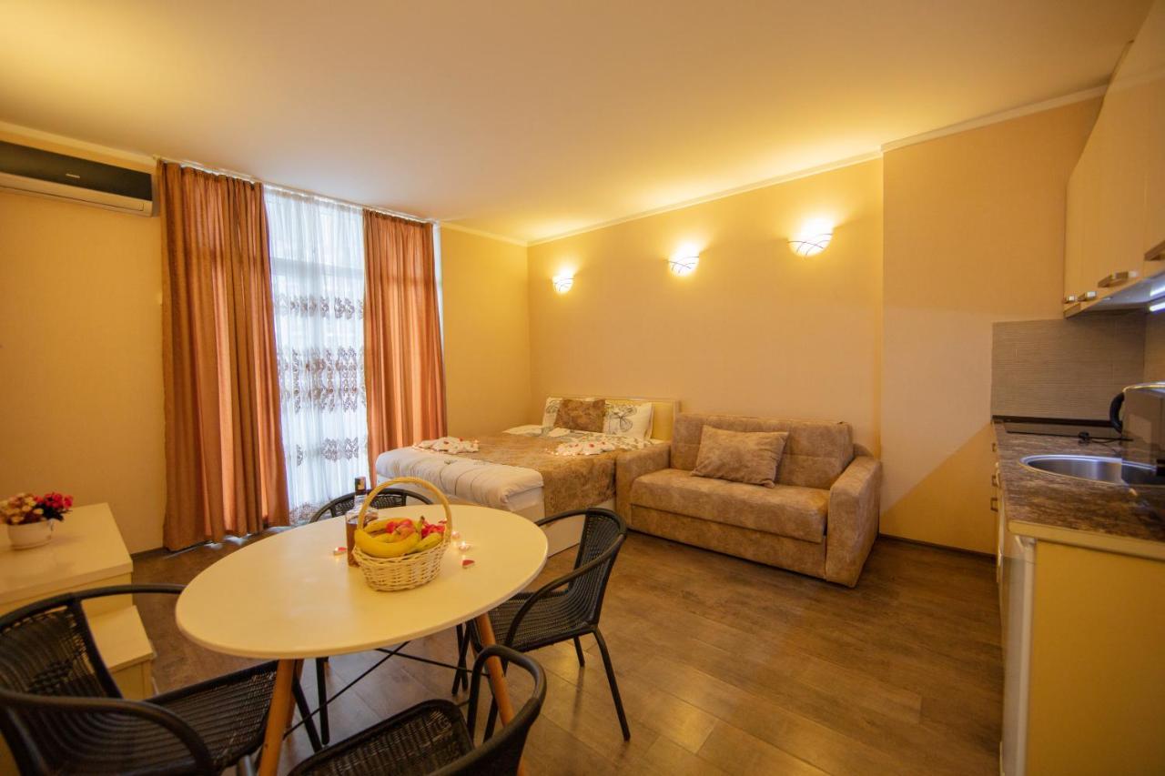 Tower Apartments Batumi Ngoại thất bức ảnh