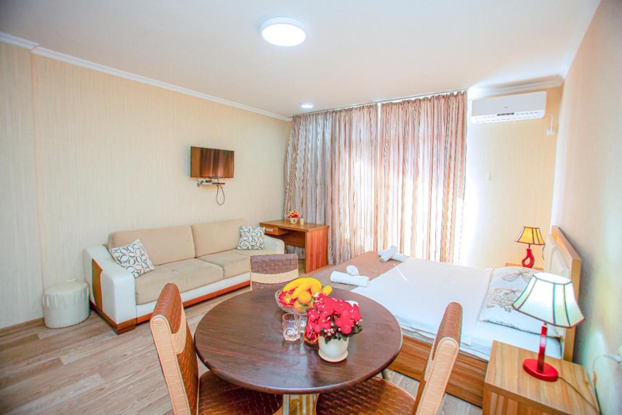Tower Apartments Batumi Ngoại thất bức ảnh
